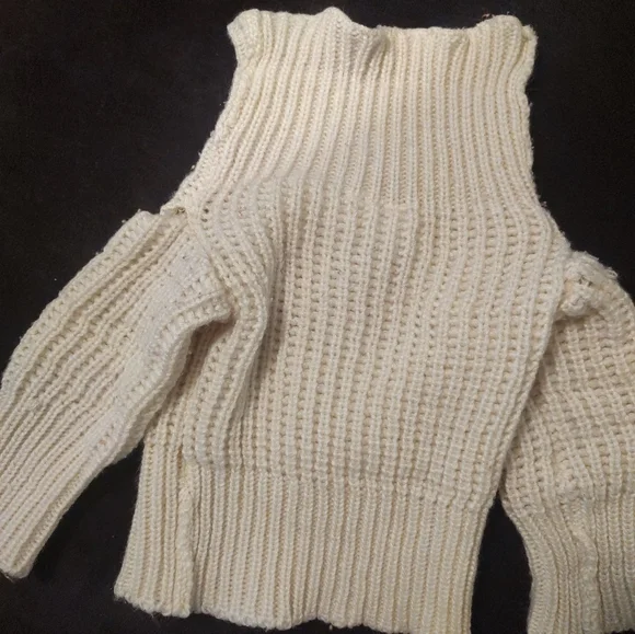 Vintage Theodore Bearington Bear with Sweater - Picture 9 of 11